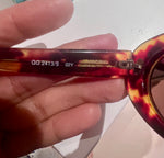 Load image into Gallery viewer, Vintage 90s Gucci Authentic Tortoise Shell Oval Sunglasses
