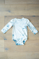 Load image into Gallery viewer, Polo Ralph Lauren &quot;Blue Skies&quot; Onesie 9M
